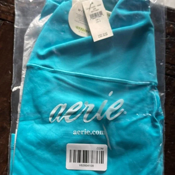 NWT(packaged) aerie OFFLINE Real
me crossover bike shorts 7” inseam - Picture 3 of 4